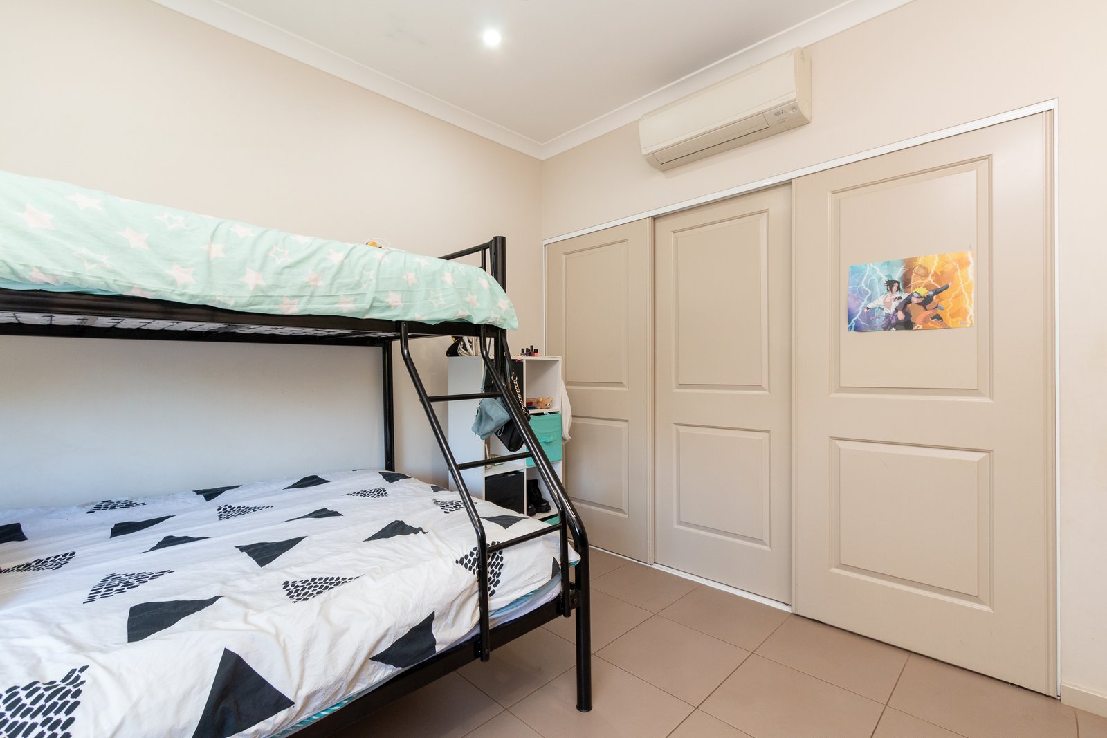 14 Tokumaru Bend BILINGURR 24