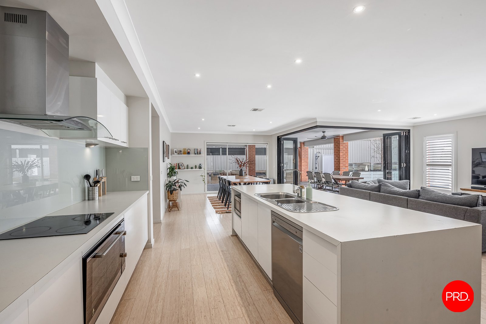 14 Topaz Avenue WHITE HILLS 14