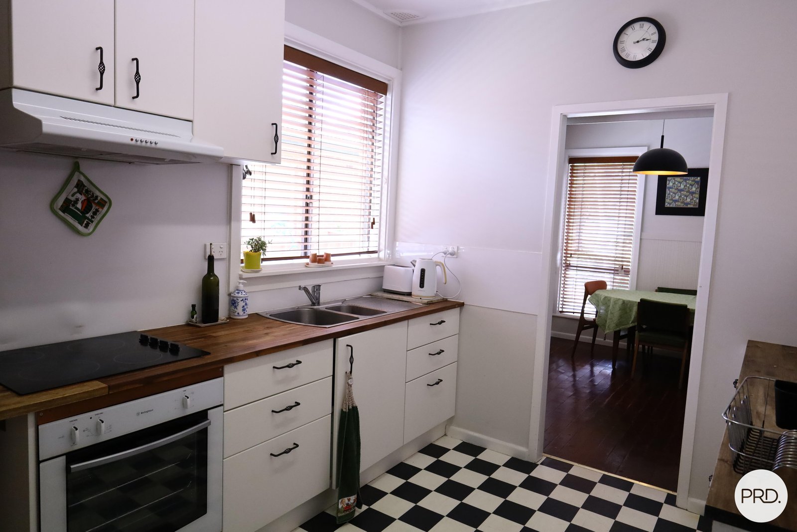 14 Torpy Street ORANGE 2