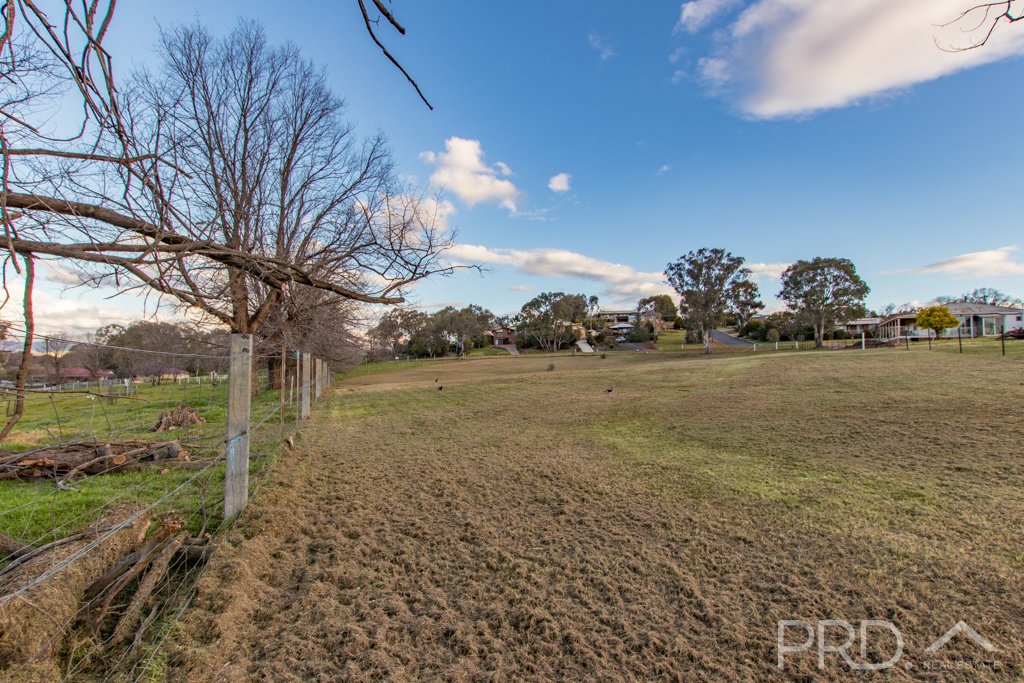 14 Tumut Plains Road TUMUT 6
