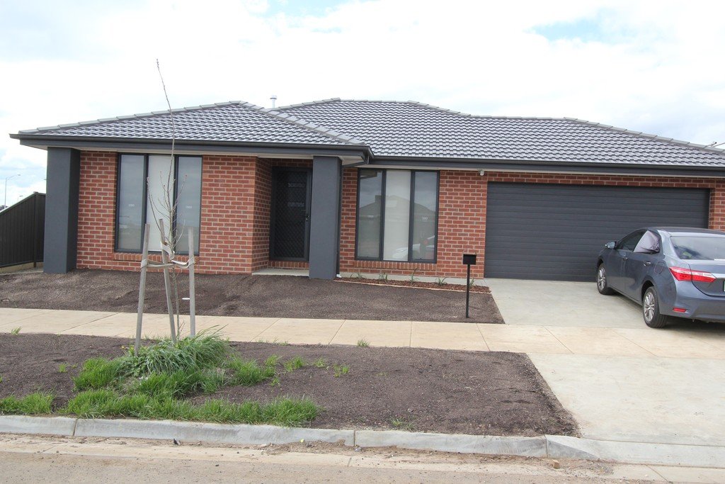 14 Tunbridge Street Lucas 1