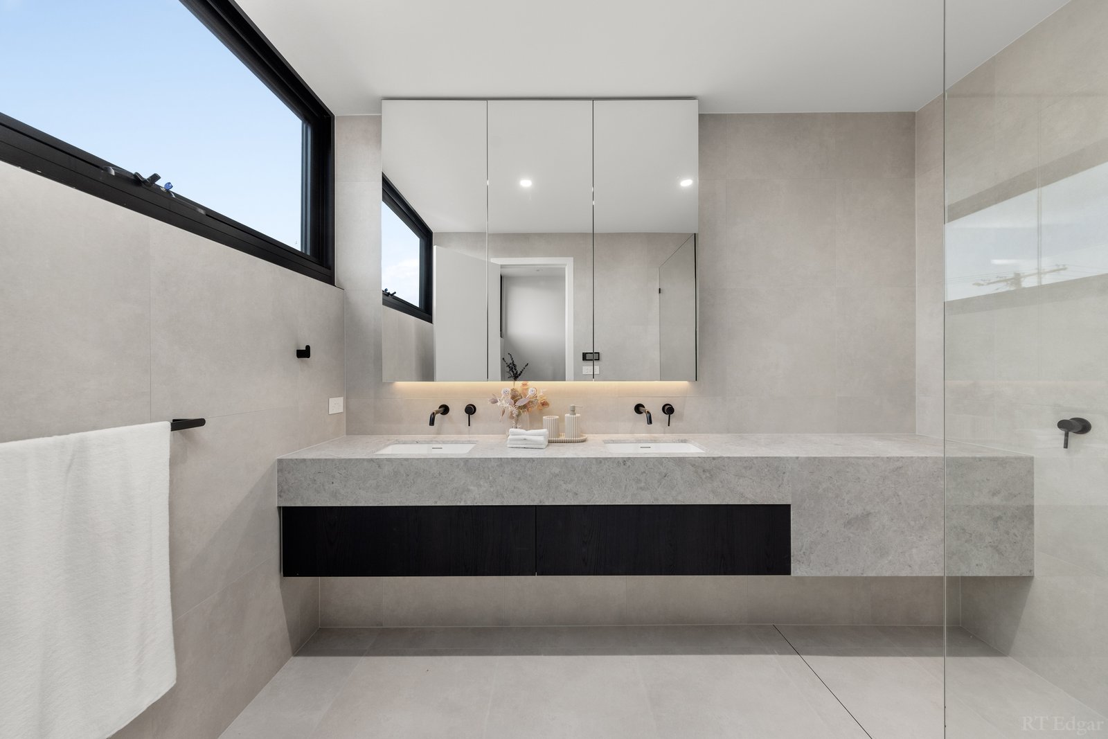 Real Estate and Property in 14 Turnstone Street, Doncaster East, VIC