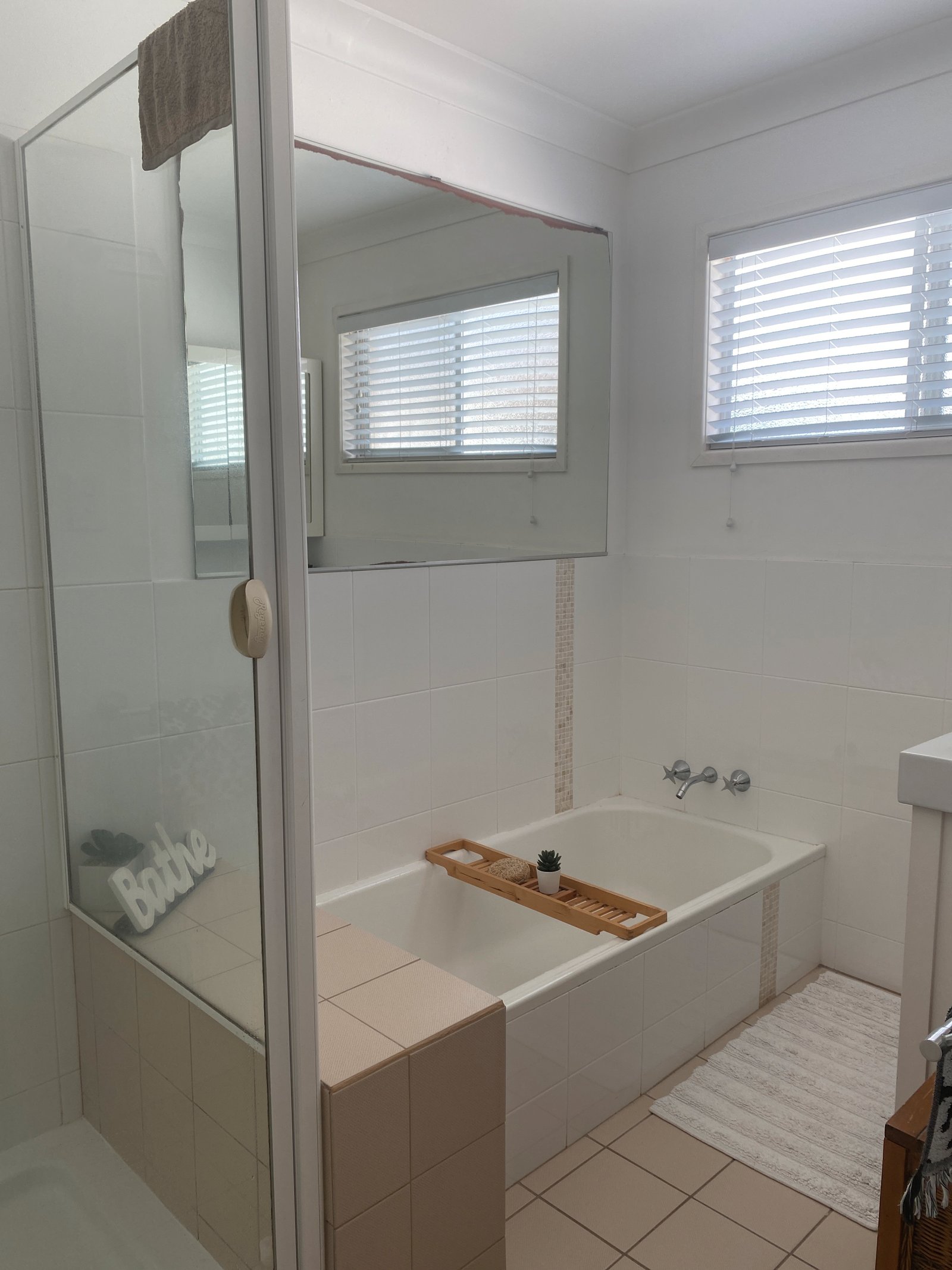 14 Twenty Eighth Avenue PALM BEACH 6