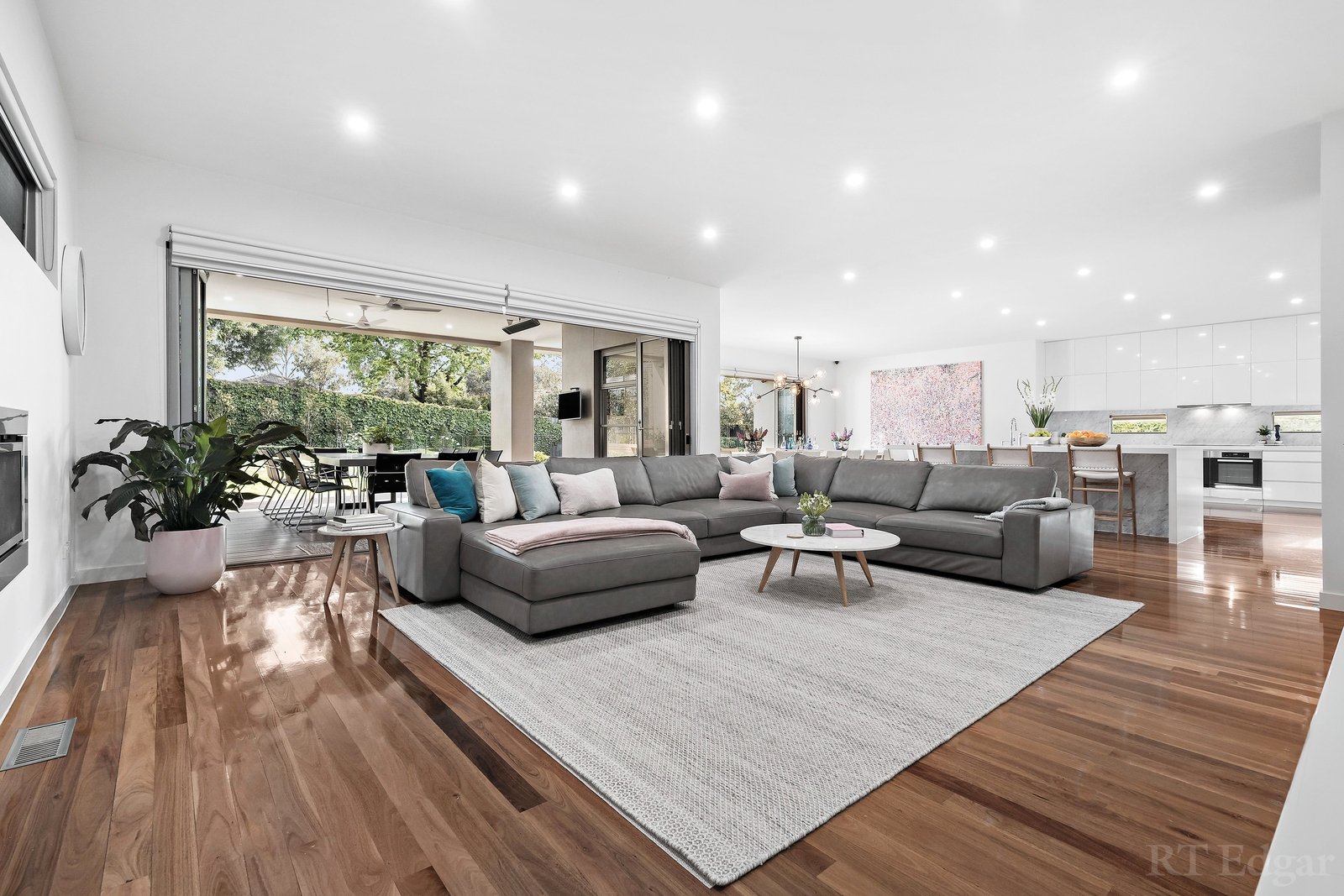 Real Estate and Property in 14 Unwin Street, Templestowe, VIC