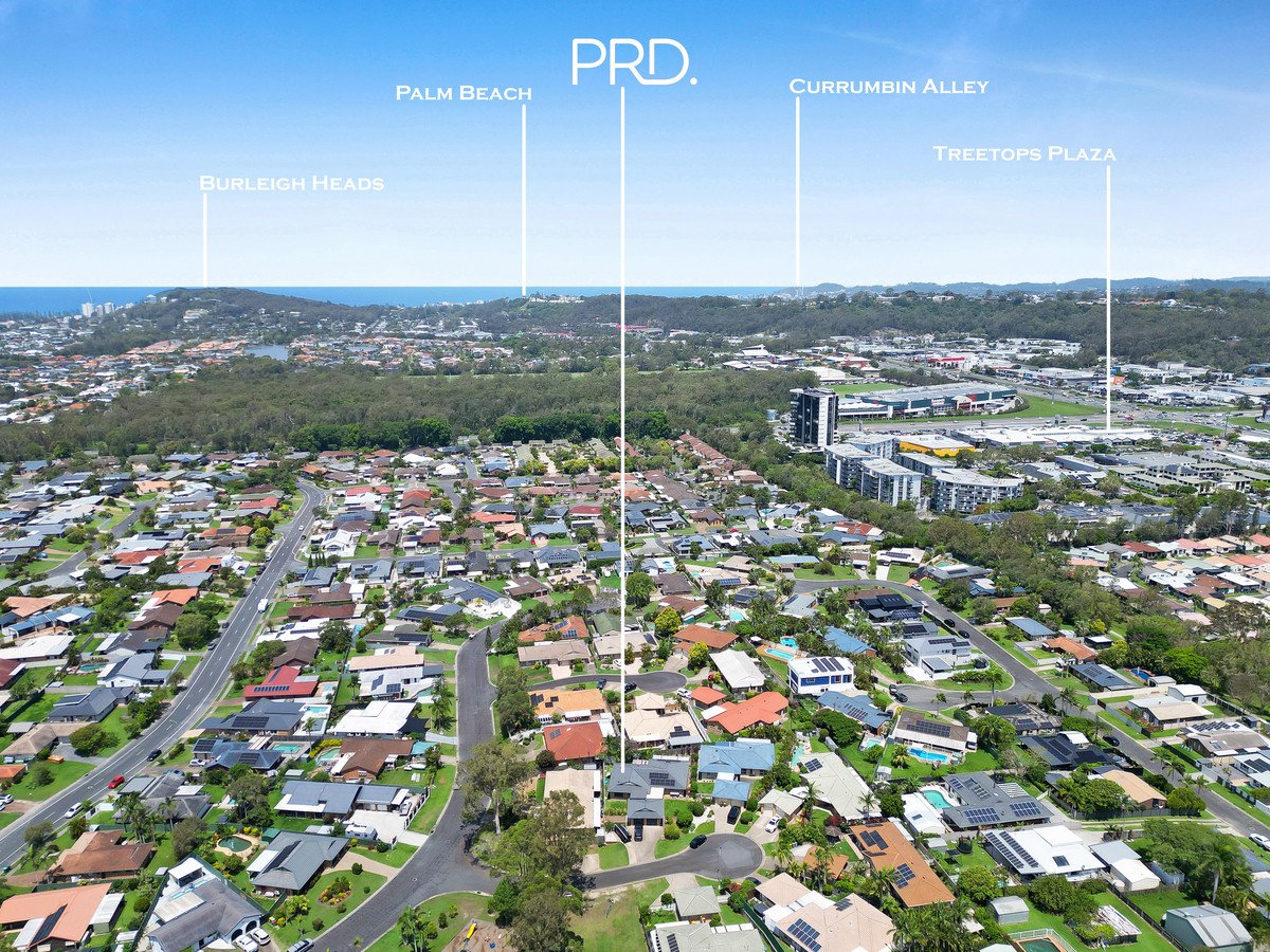 1/4 Valmai Court Burleigh Waters 24