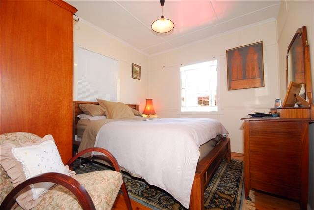 14 Vernon Street NUNDAH 5