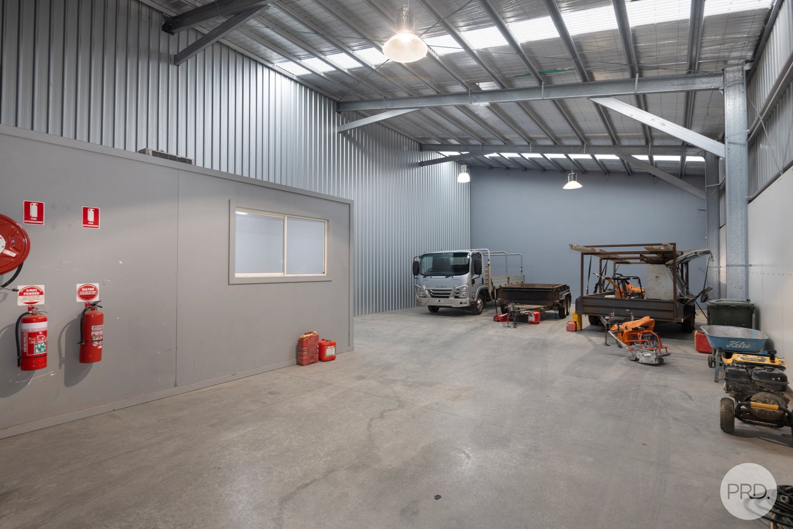 1/4 Villiers Drive WENDOUREE 4