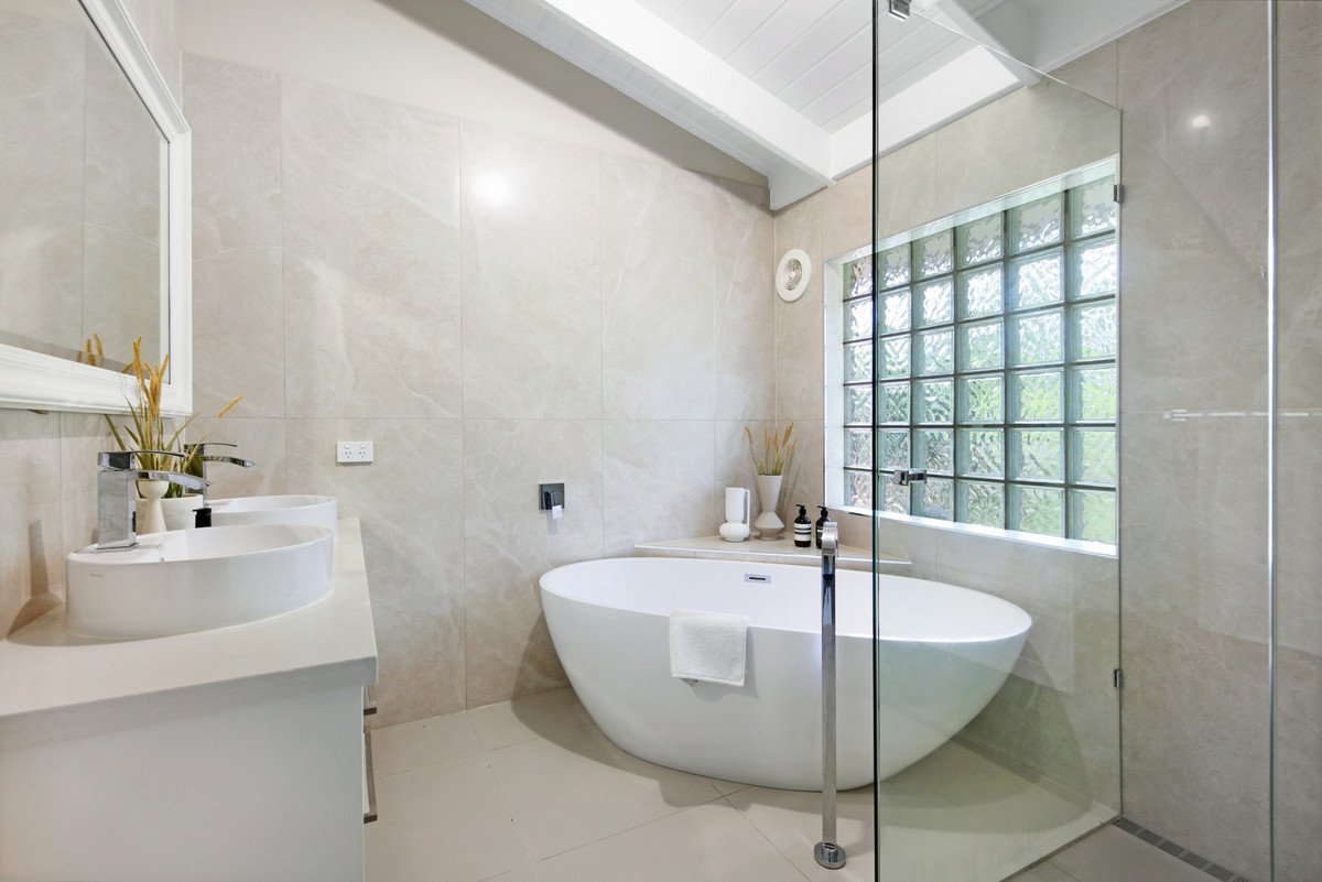 14 Viscount Drive Tallai 15