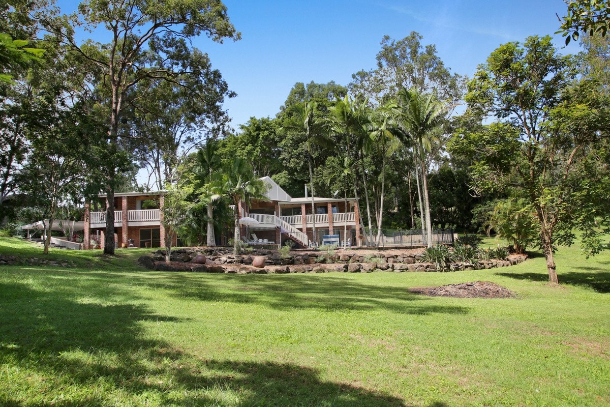 14 Viscount Drive Tallai 32