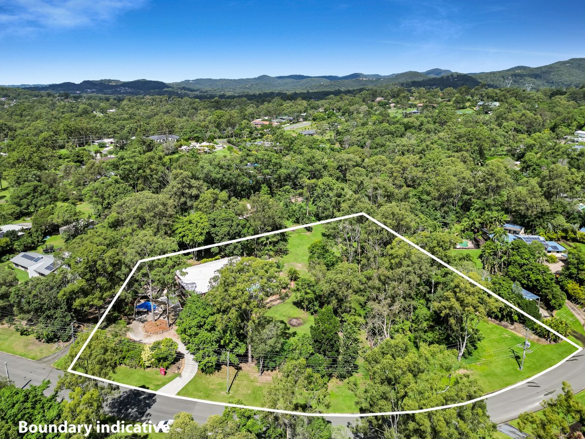 14 Viscount Drive Tallai 33