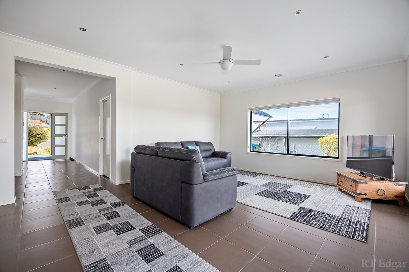 Real Estate and Property in 14 Vistaglen Court, Rye, VIC