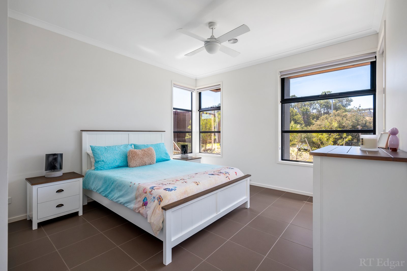 Real Estate and Property in 14 Vistaglen Court, Rye, VIC