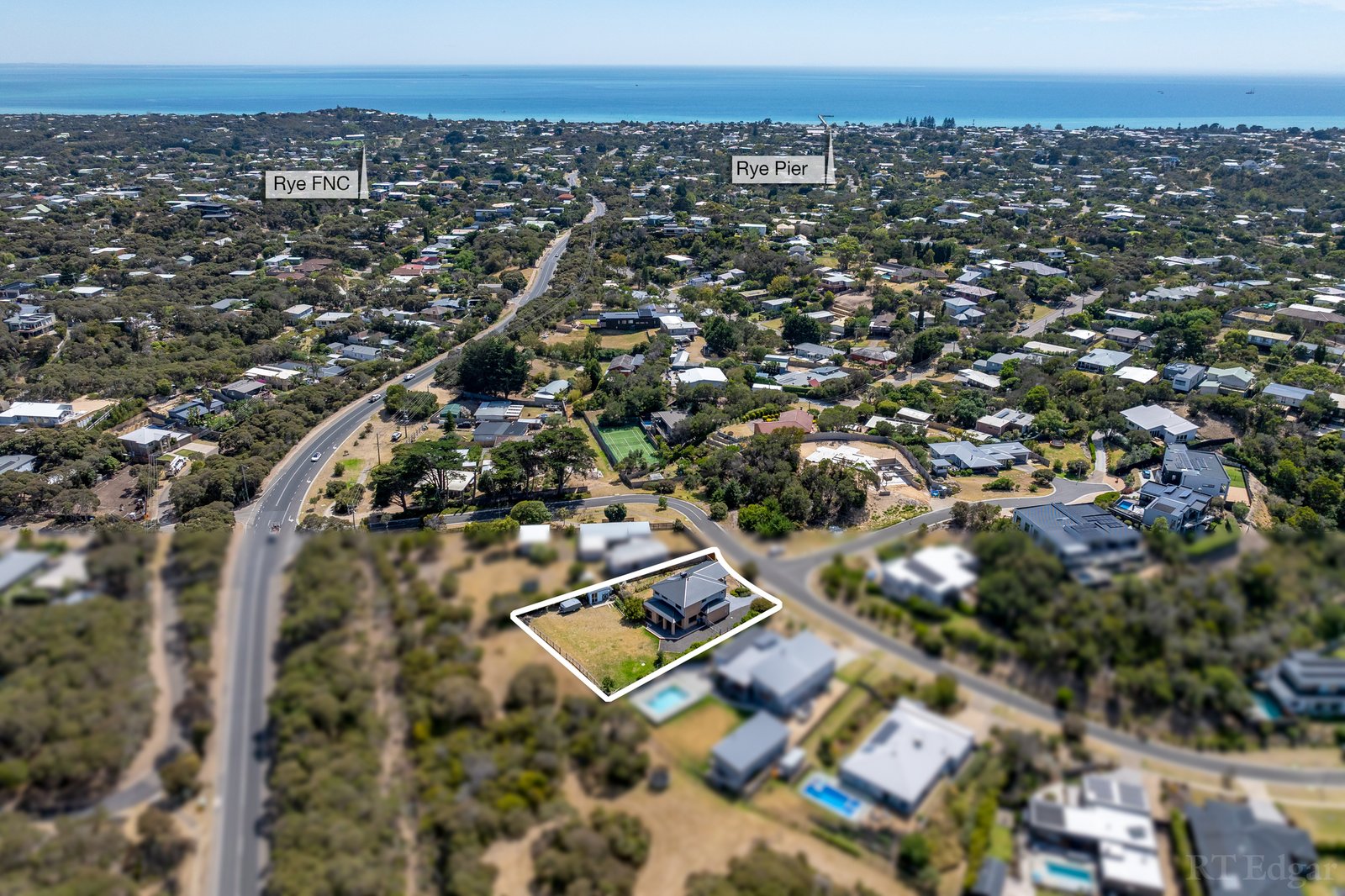 Real Estate and Property in 14 Vistaglen Court, Rye, VIC