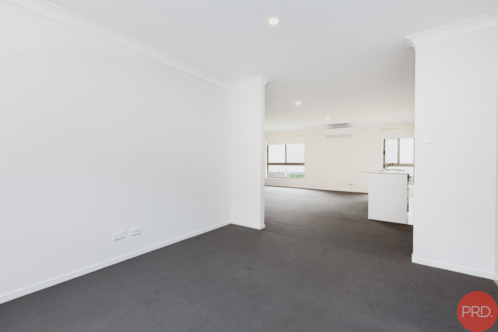14 Vulture Street ELLALONG 8