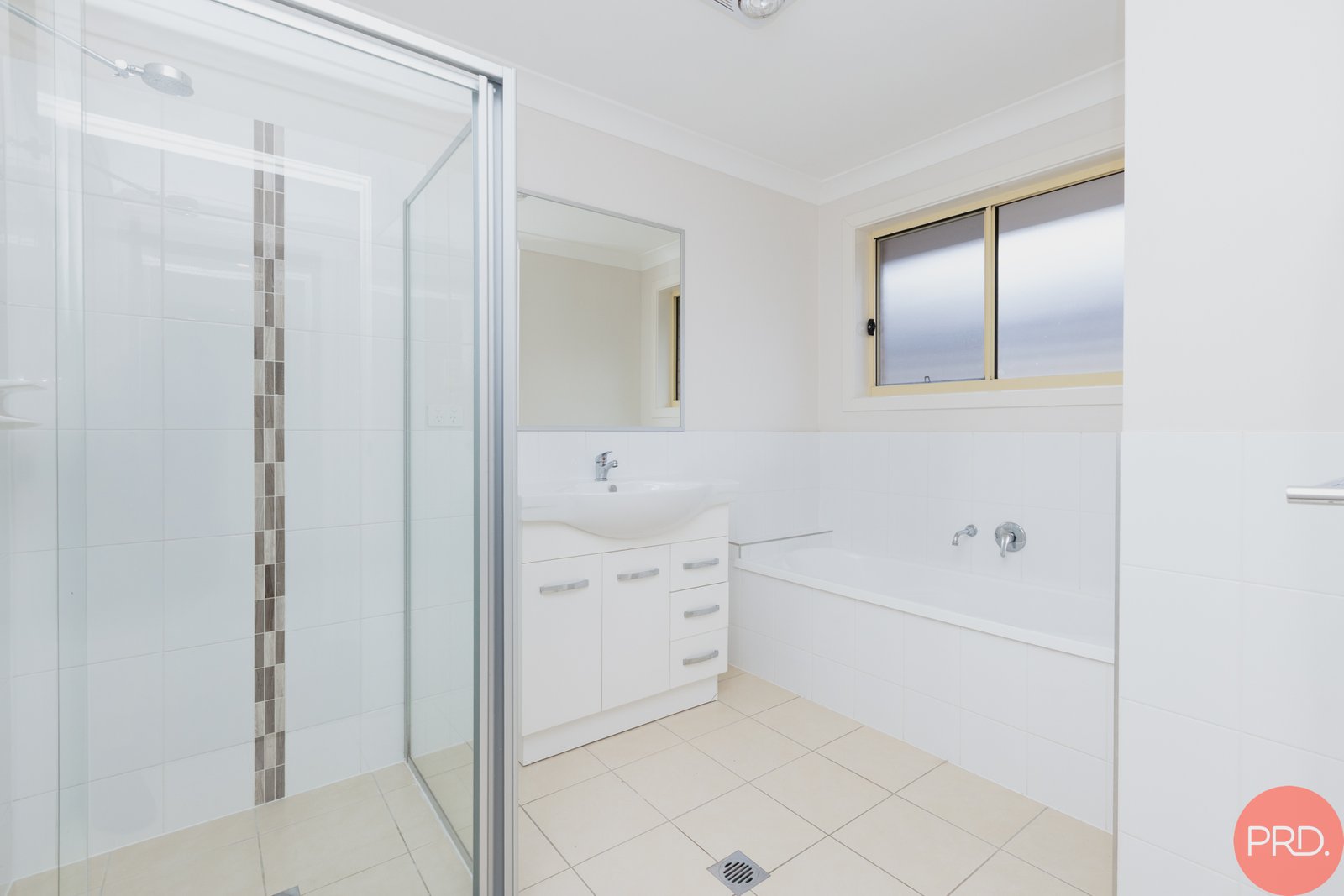 14 Vulture Street ELLALONG 12