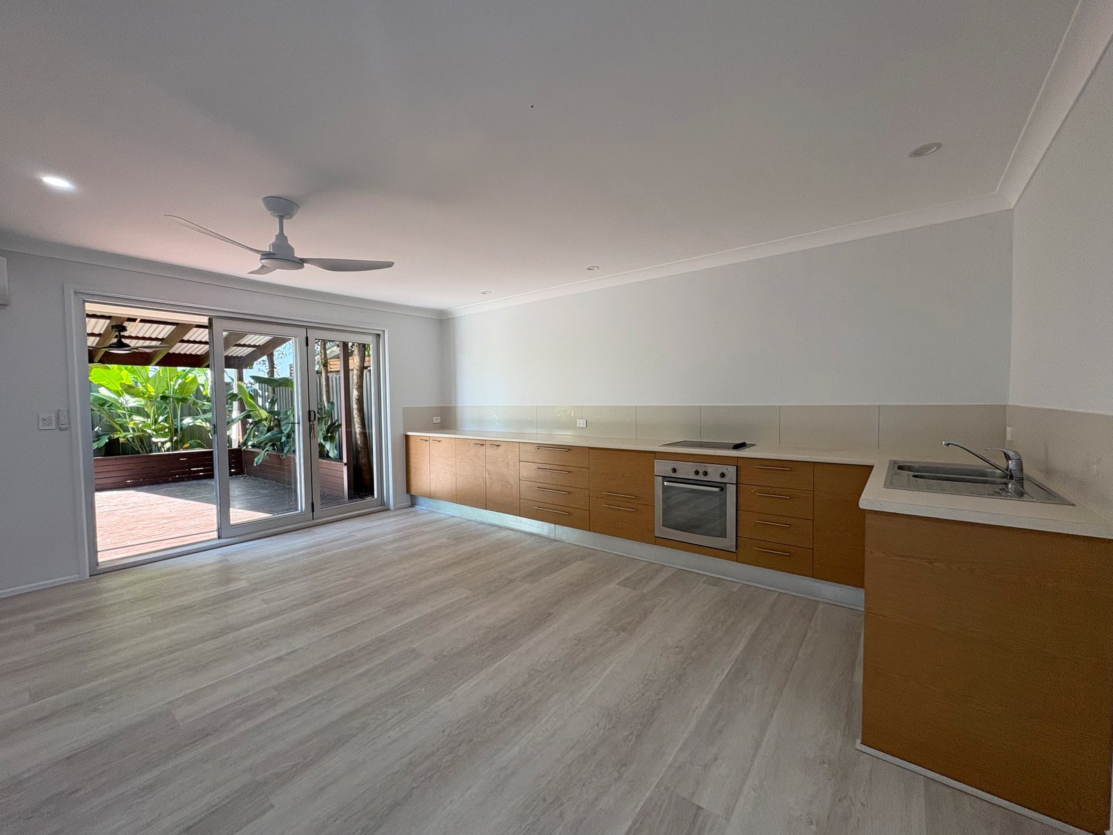 1/4 Walker Avenue PALM BEACH 2