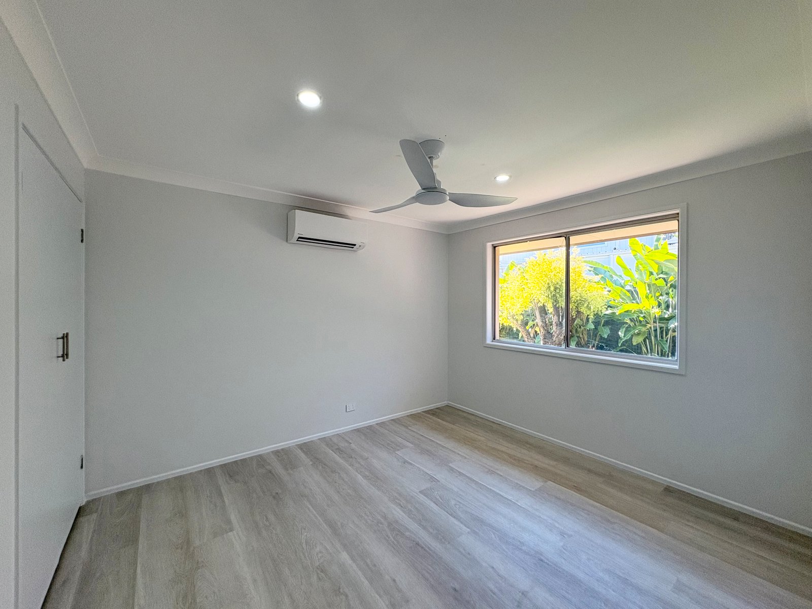 1/4 Walker Avenue PALM BEACH 6