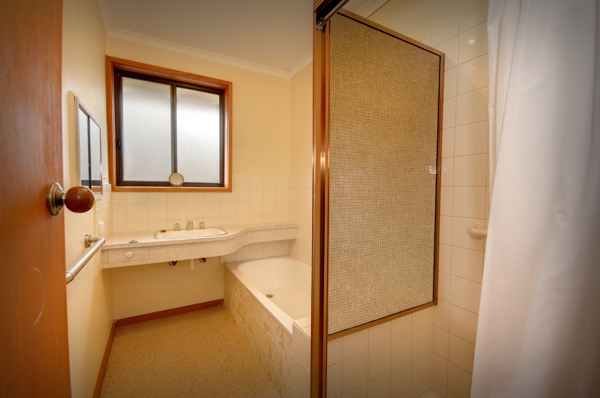 1/4 Wall Street SEBASTOPOL 5