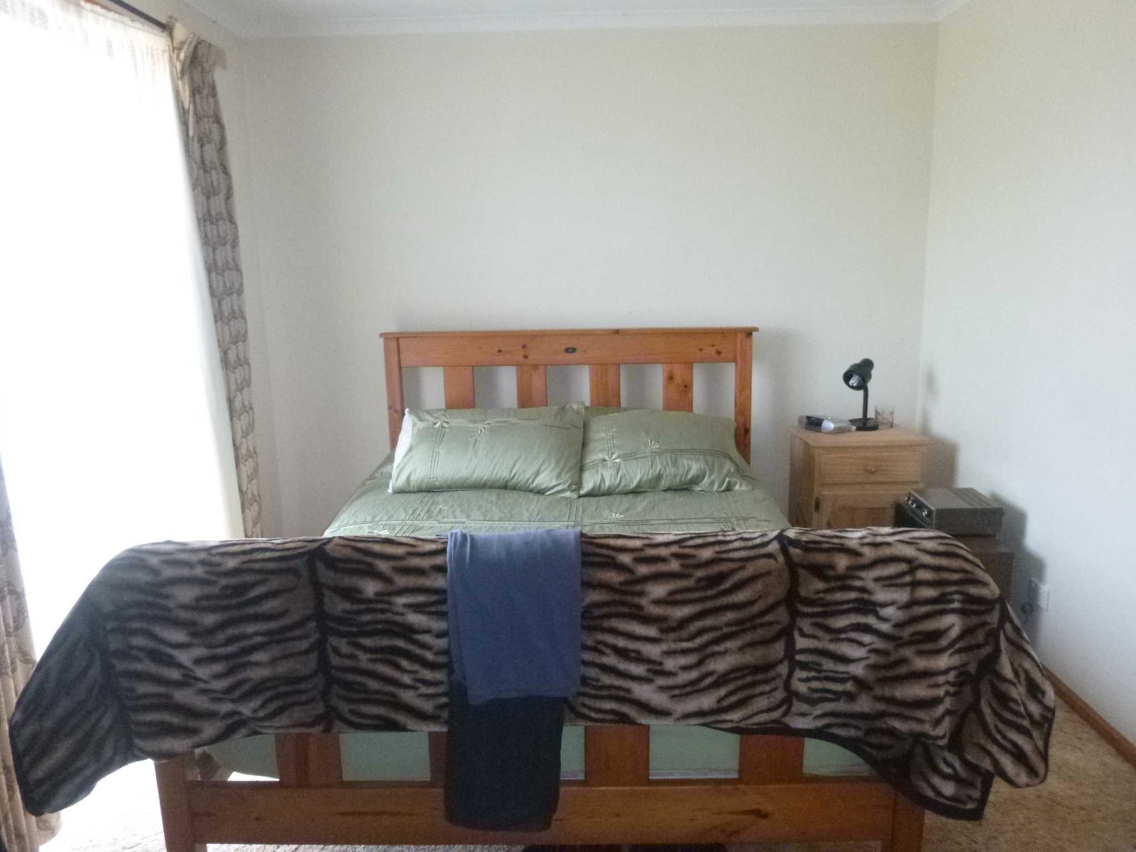 1/4 Wall Street SEBASTOPOL 6