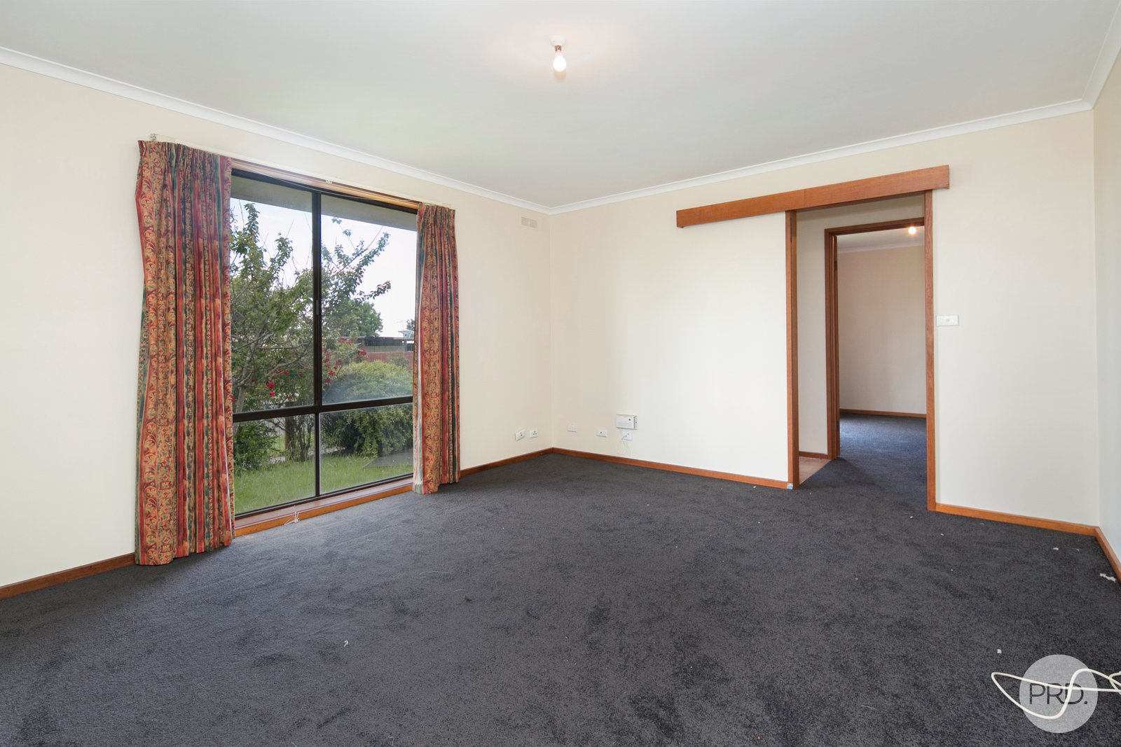 1/4 Wall Street SEBASTOPOL 2