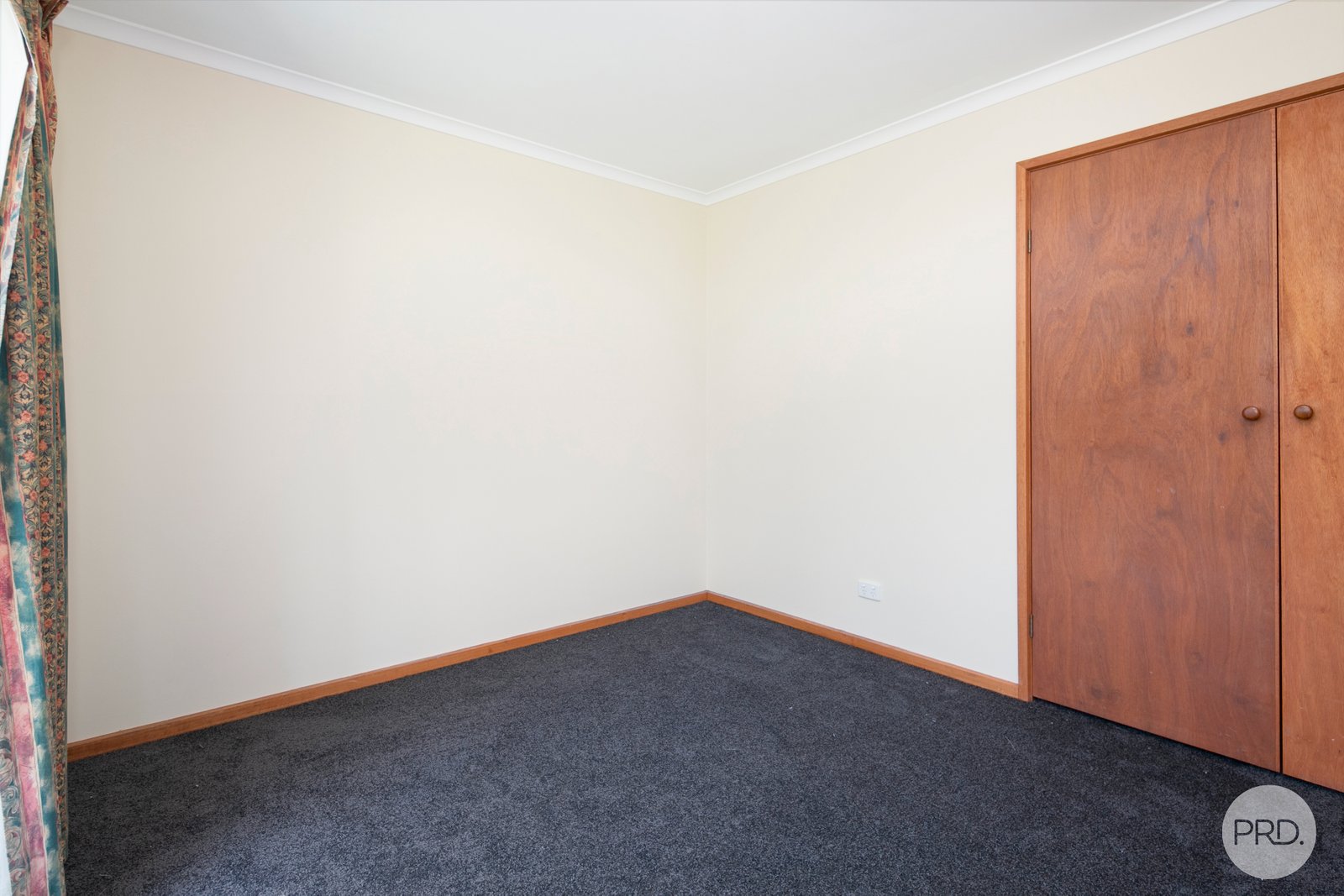 1/4 Wall Street SEBASTOPOL 6