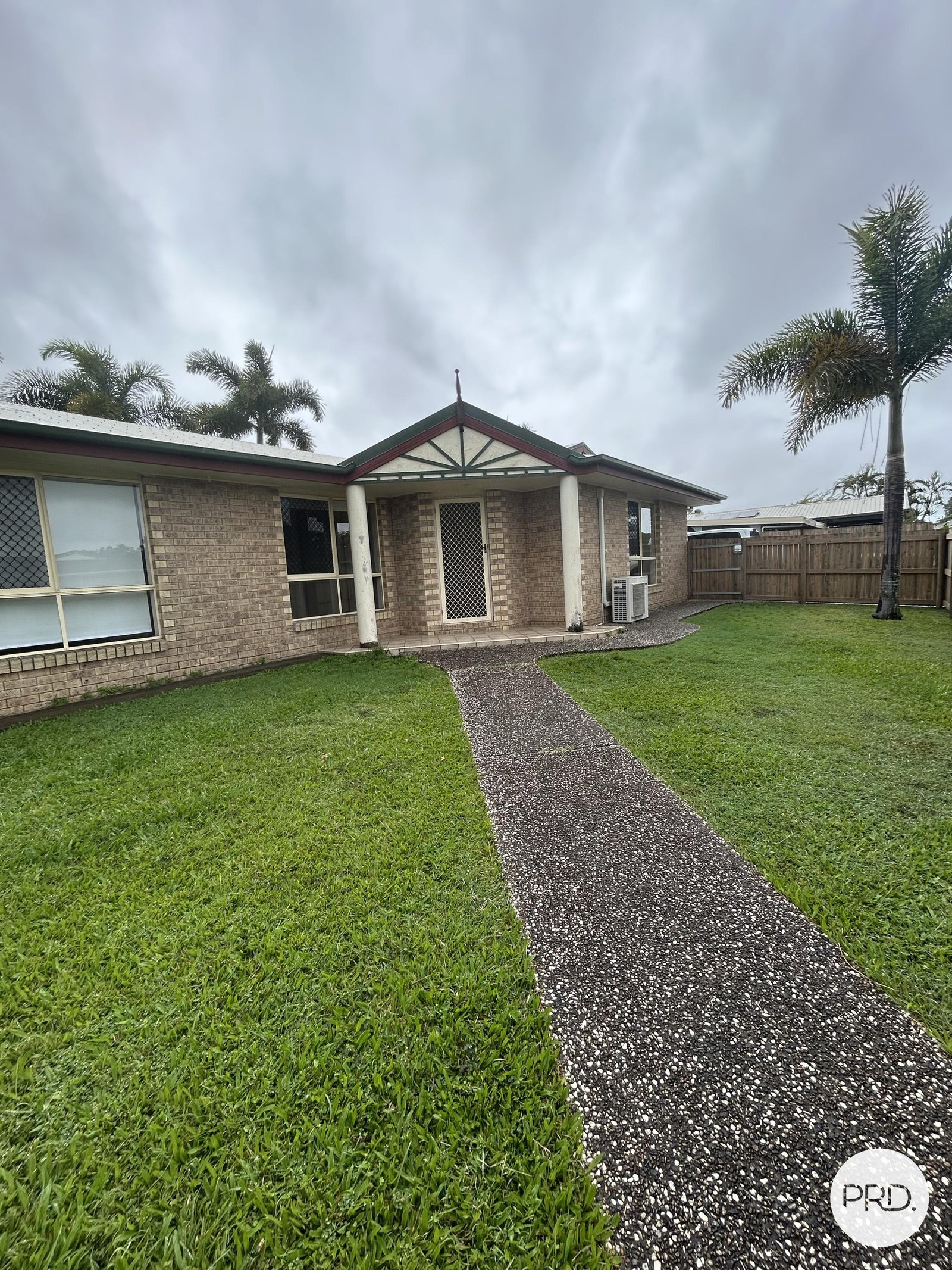 14 Waratah Street BEACONSFIELD 2