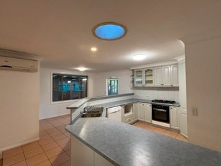 14 Warrawee Street SAPPHIRE BEACH 8