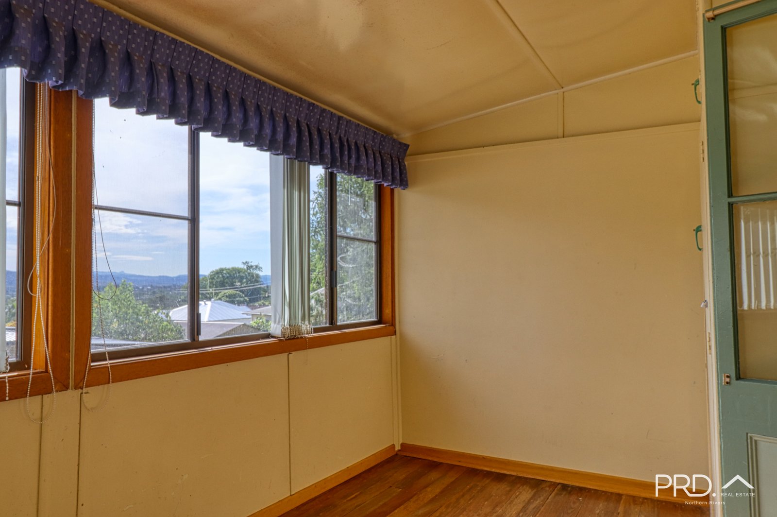 14 Warrazambil Street KYOGLE 8