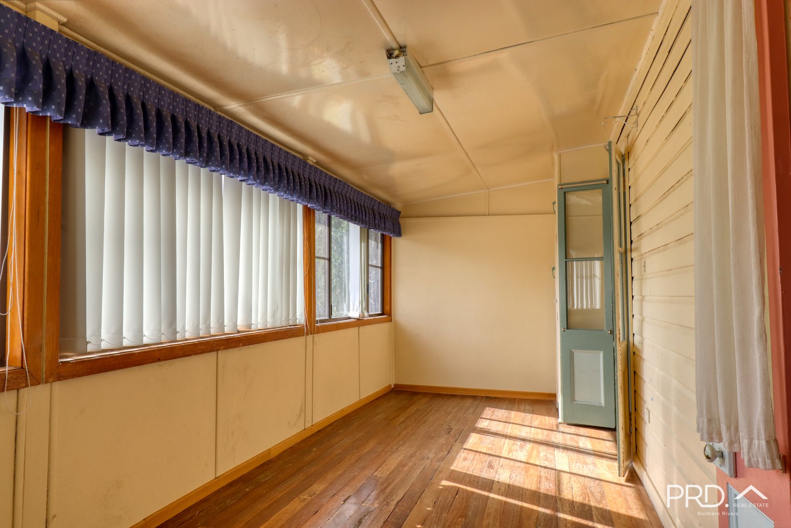 14 Warrazambil Street KYOGLE 9