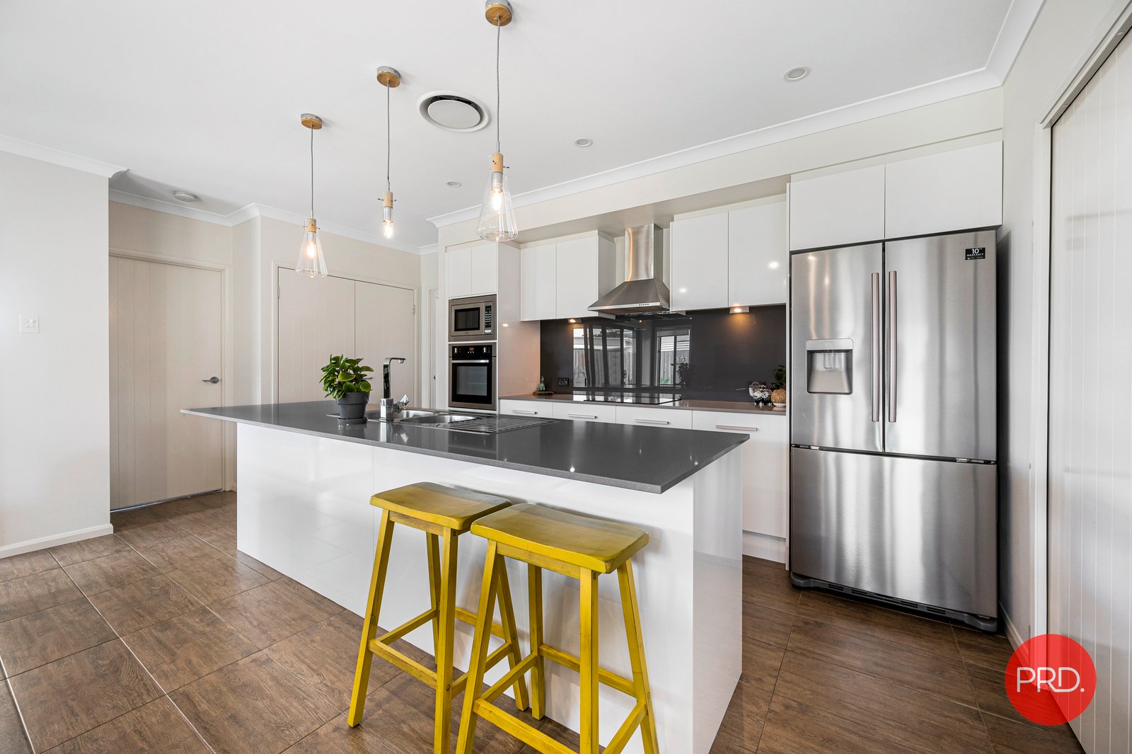 14 Watergum Close SAPPHIRE BEACH 6