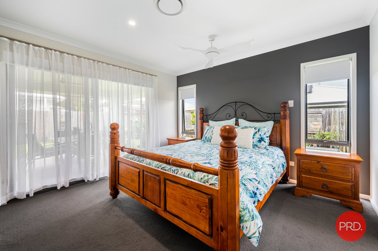 14 Watergum Close SAPPHIRE BEACH 13