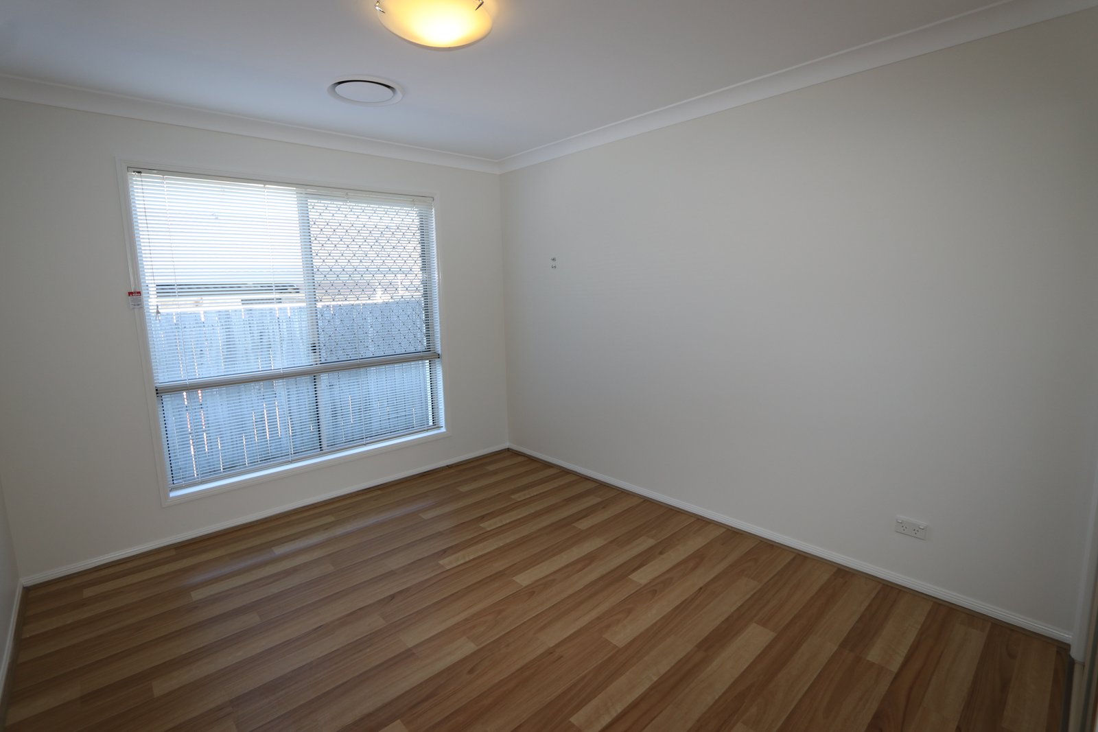 14 Wattlebrush Grove MOLENDINAR 11