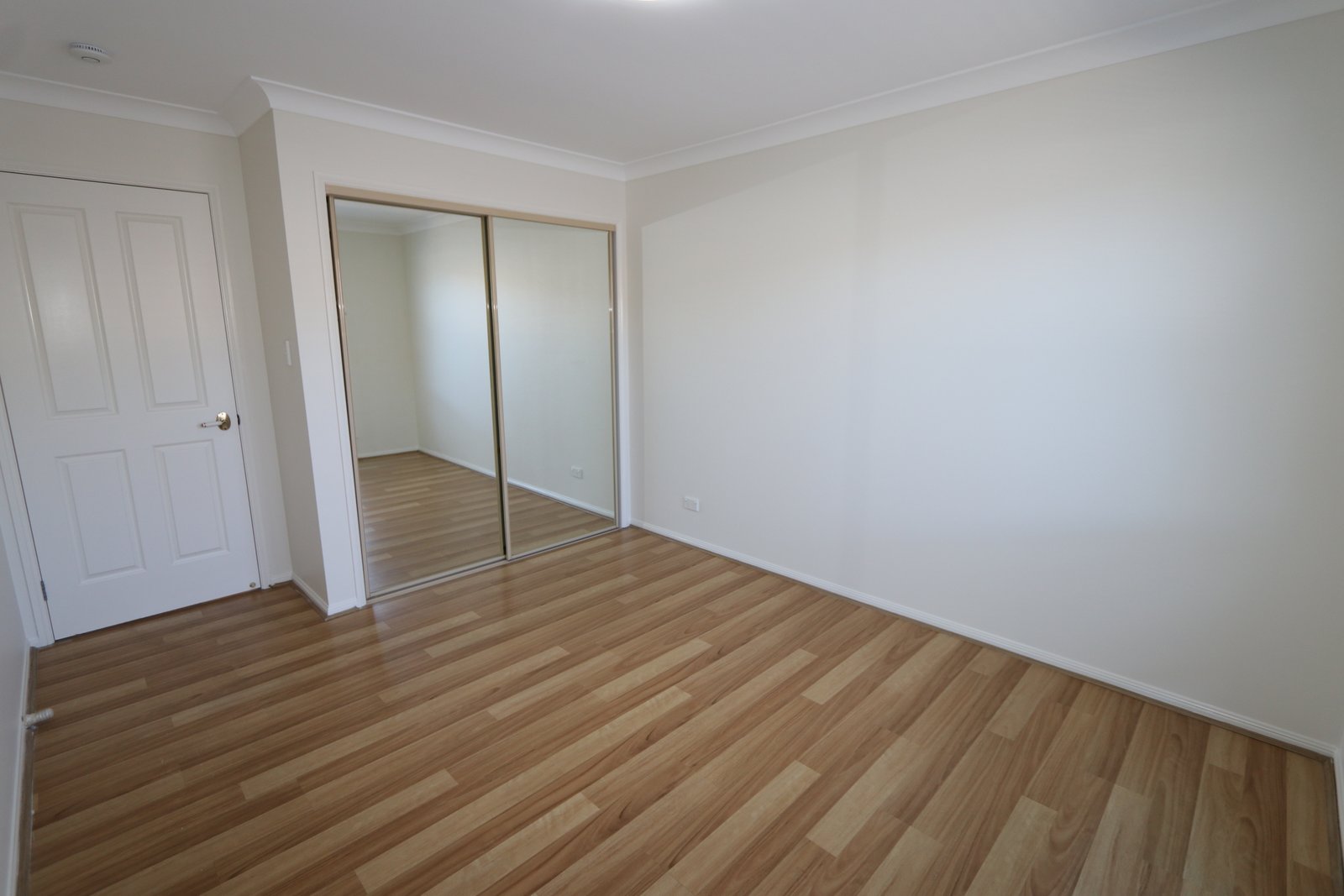 14 Wattlebrush Grove MOLENDINAR 12