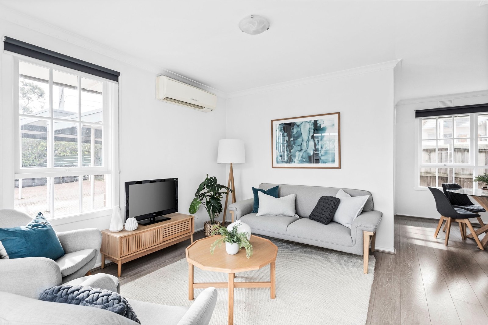 Real Estate and Property in 1/4 Waverley Road, Chadstone, VIC