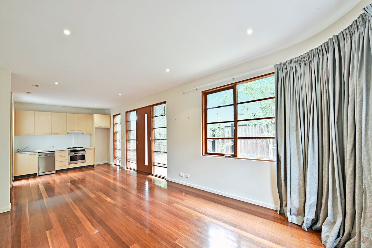 Gallery: 1/4 Westbury Grove