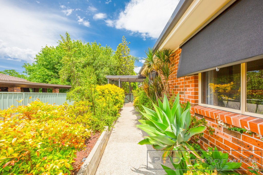 14 Whitburn st  GRETA 21