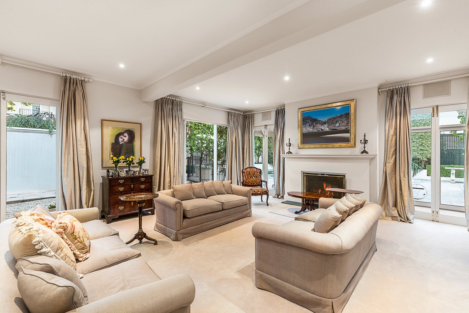 Real Estate and Property in 14 Wilks Avenue, Malvern, VIC