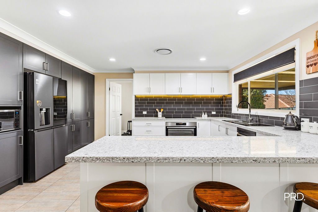 14 Woodlands Drive GLENMORE PARK 4