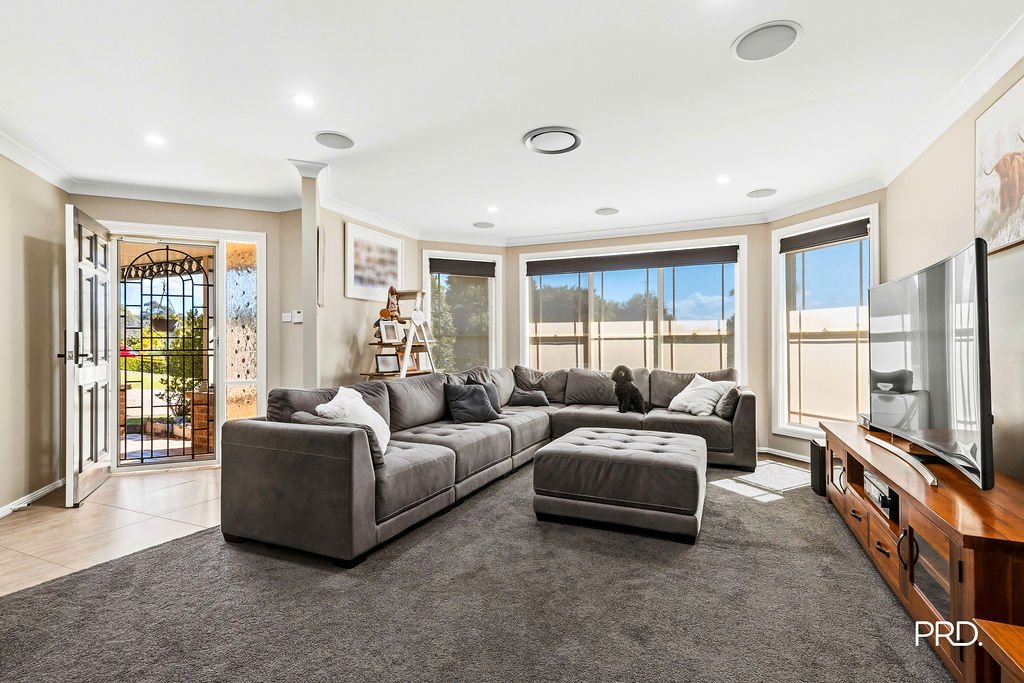 14 Woodlands Drive GLENMORE PARK 5