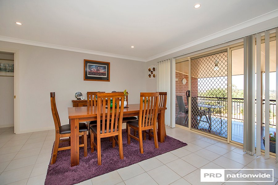 14 Woodside Road TAMWORTH 7