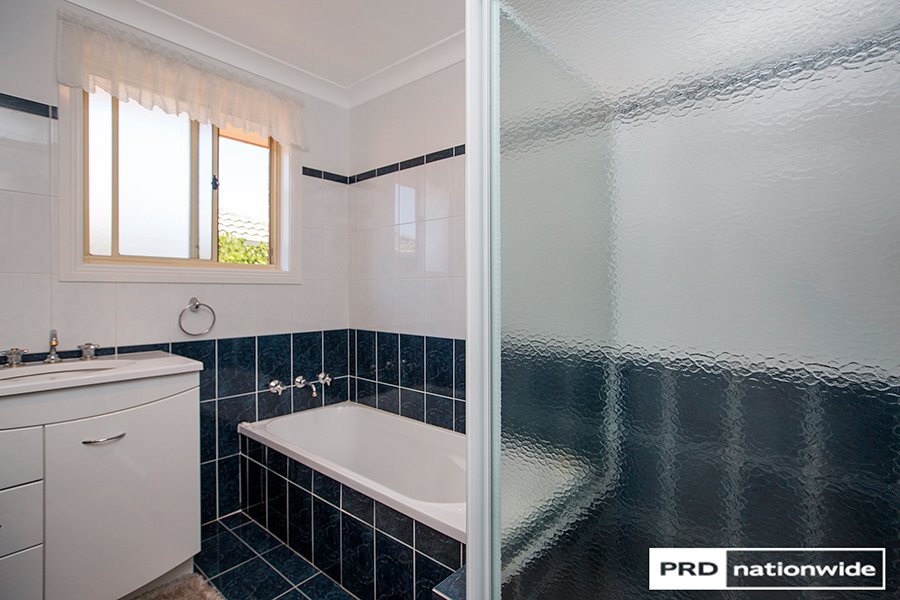 14 Woodside Road TAMWORTH 17