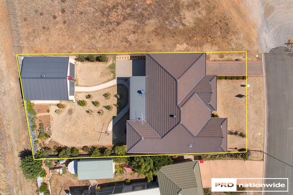 14 Woodside Road TAMWORTH 25