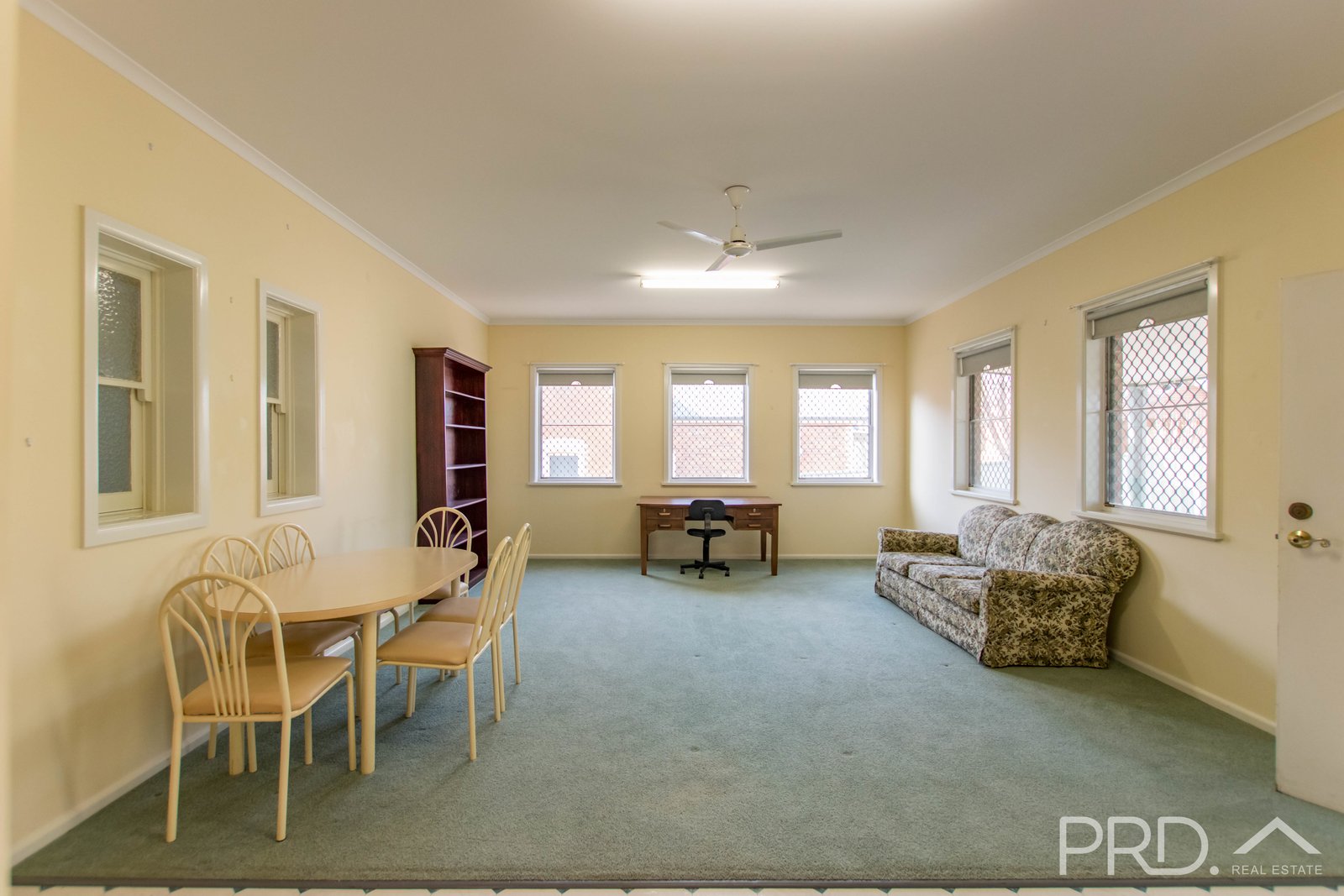 14 Wynyard Street TUMUT 10
