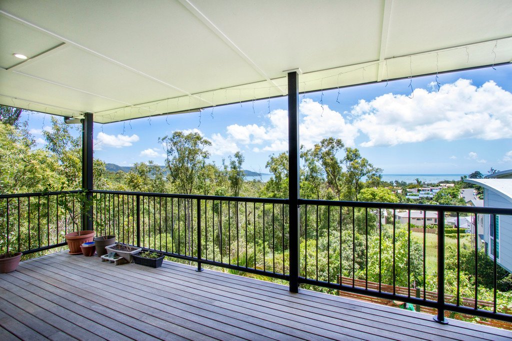 14 Yachtsmans Parade CANNONVALE 21