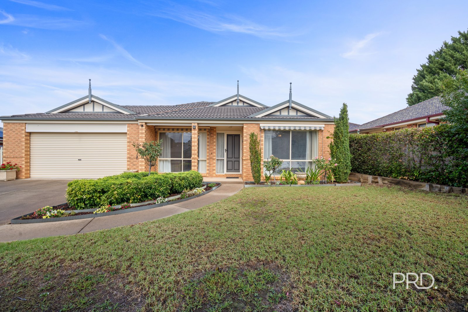 14 Yeomans Place KOORINGAL 1