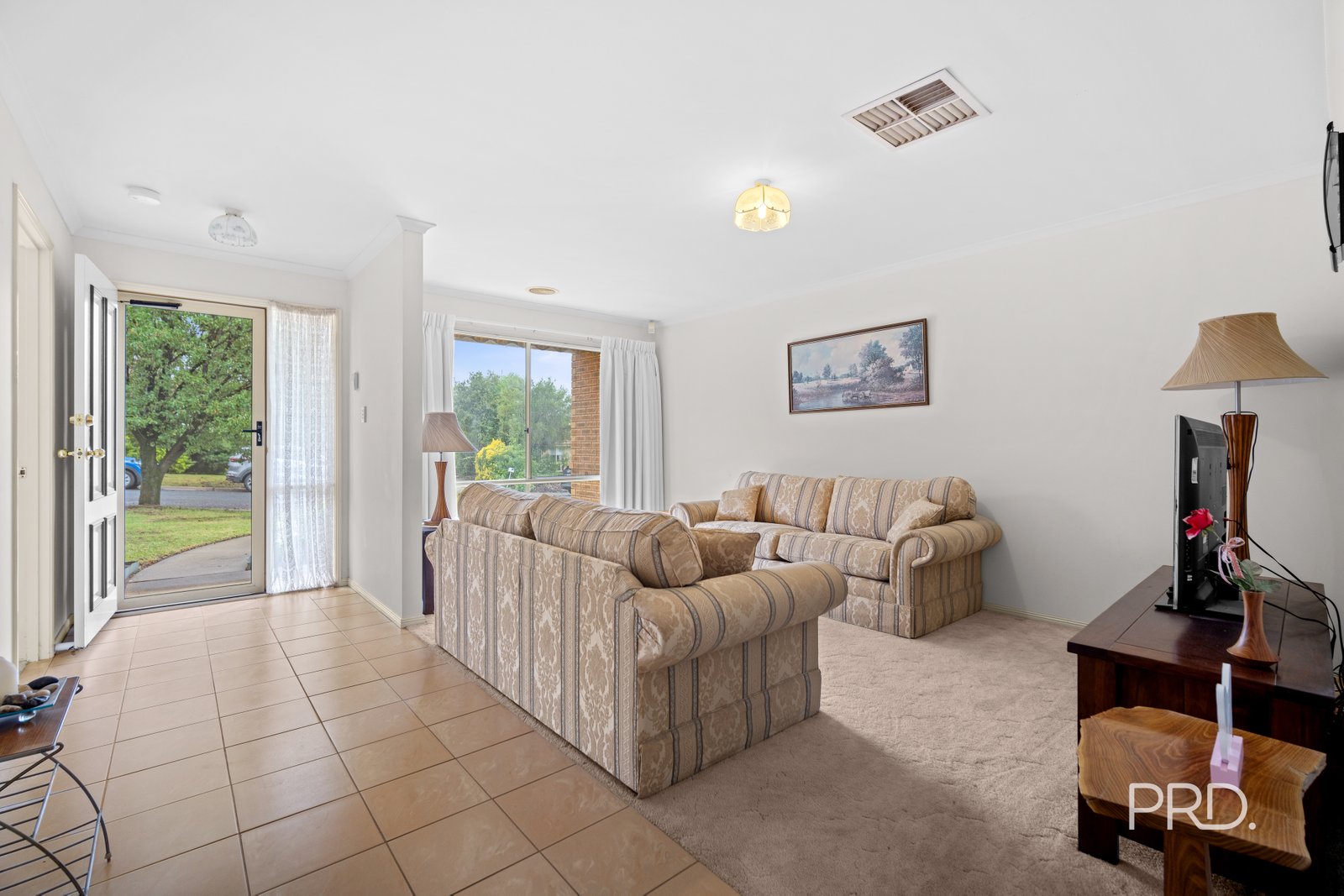 14 Yeomans Place KOORINGAL 4