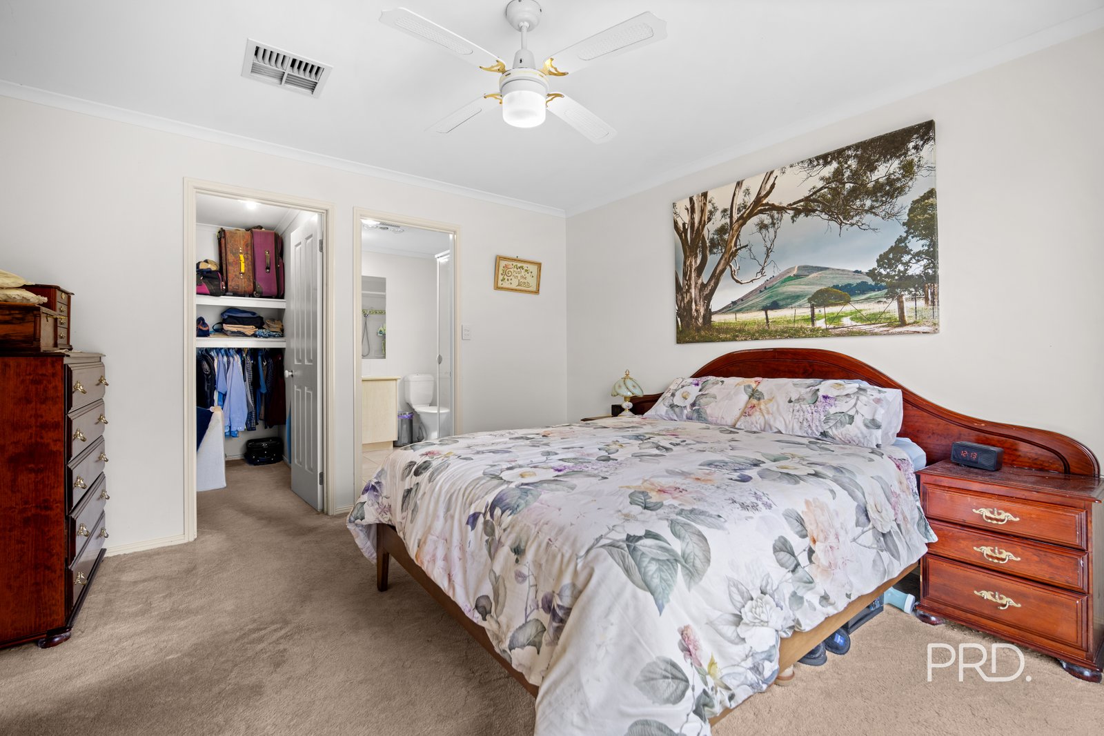 14 Yeomans Place KOORINGAL 8