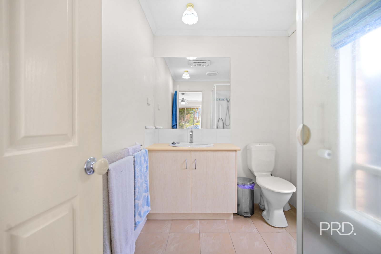 14 Yeomans Place KOORINGAL 9