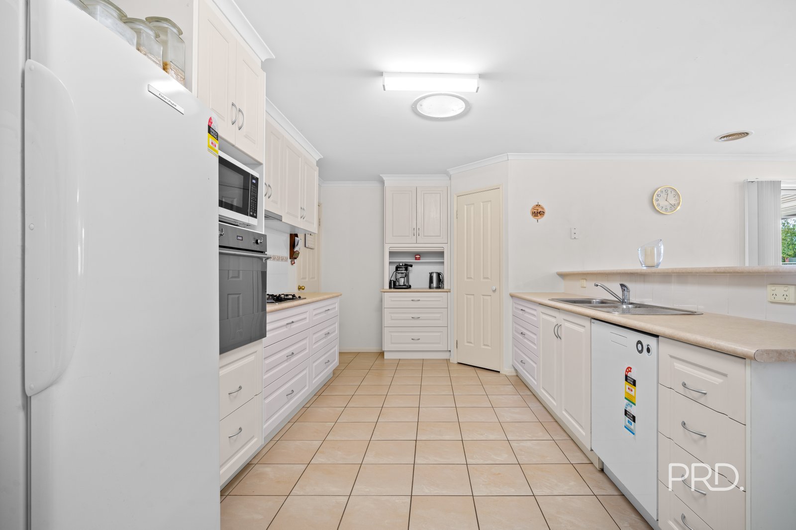 14 Yeomans Place KOORINGAL 14