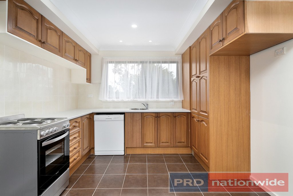 14 Young Street LINTON 3